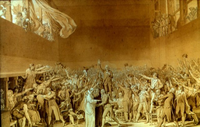 Le serment du jeu de paume, inachevé pour cause de précipitation des évènementsrévolutionnaires, devient emblème des enjeux de la représentation...tant politique que picturale. Quels styles pour quelles visions du monde ? Ici, plus de héros singuliers...
