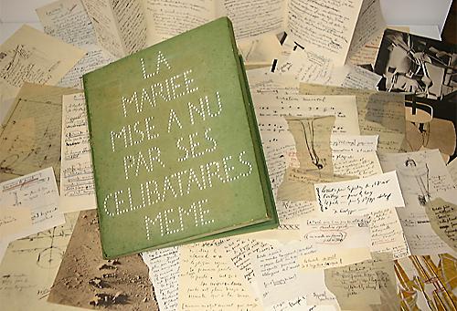 La boîte verte, anticipant les boîtes valises.