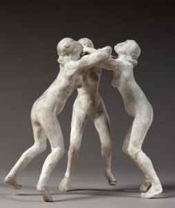 Rodin, 3 faunesses, ici un assemblage par répétition et rotation, comme pour les 3 ombres, inversant le principe de la ronde-bosse, ce sont ici les statues qui tournent...